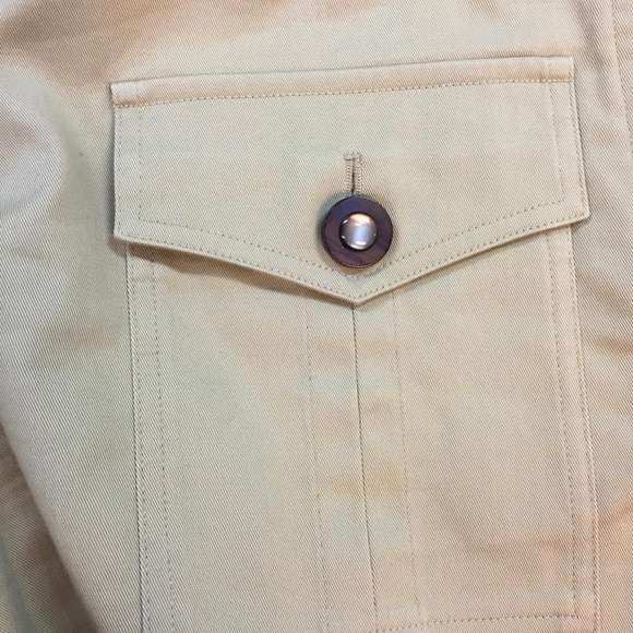 MILLY OF NEW YORK Front pockets khaki shorts - Picture 3 of 5